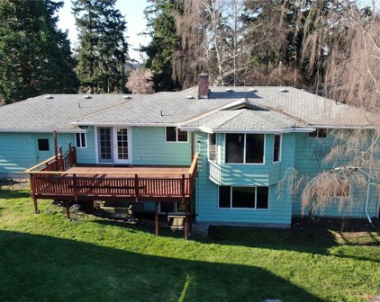 700 SE Castle Park Court, Oak Harbor