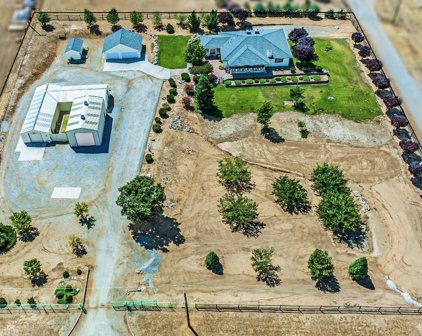 20433 Quaker, Tehachapi
