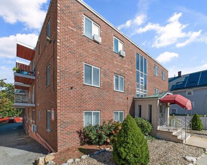 95 Clifton St Unit L2, Malden