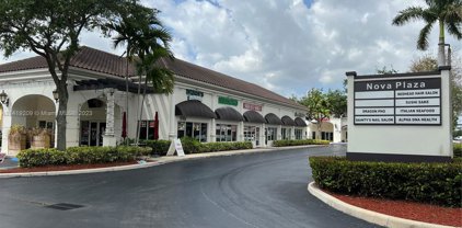 7750 Nova Dr, Davie