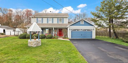 10 Bennett Road, Matawan