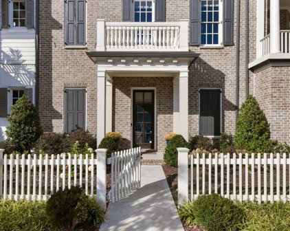 107 Front St, Franklin