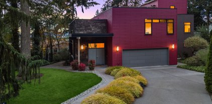 11233 Champagne Point Road NE, Kirkland