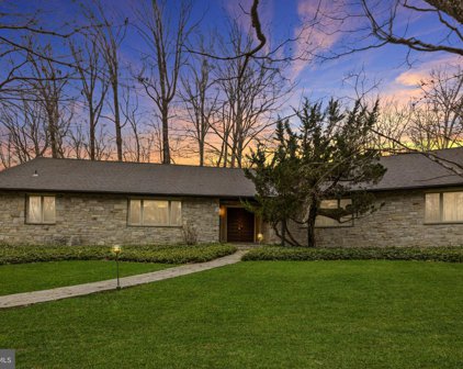 2503 Stone Mill Rd, Pikesville