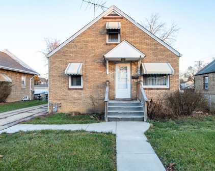 49 S Lewis Avenue, Waukegan