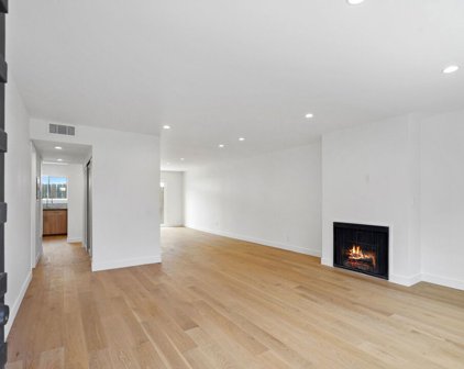 1413  Ocean Park Blvd Unit 4, Santa Monica