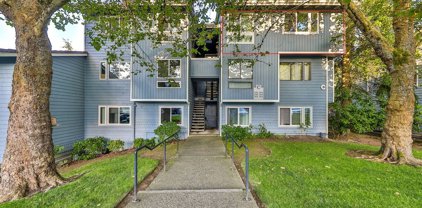 4118 SW 212th Street Unit #C302, Mountlake Terrace