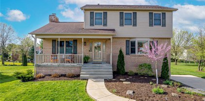 1003 Tulip Dr, Penn Twp - Wml