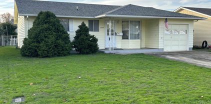 1259 Randolph Rd, Woodburn