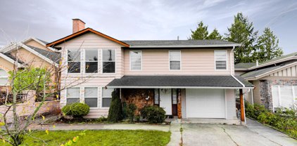 11670 75a Avenue, Delta
