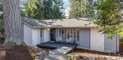 229 210th Place NE, Sammamish