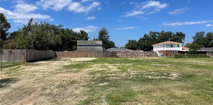 138 Mimosa  Avenue, Luling