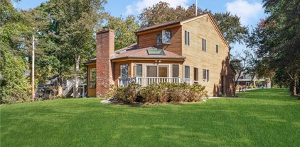 14 South Trail, Narragansett