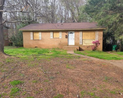 2017 Longleaf  Drive, Charlotte