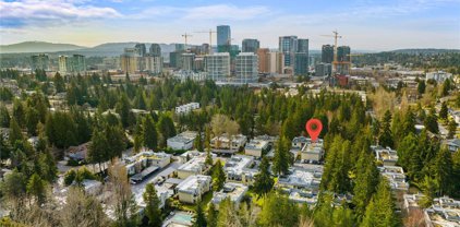 10221 NE 16th Street Unit #H5, Bellevue
