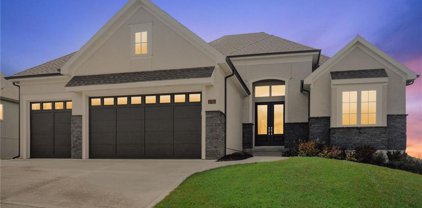 5765 NW Barn Hill Road, Parkville