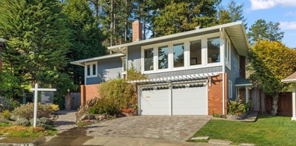 24 Crater Lake WAY, Pacifica