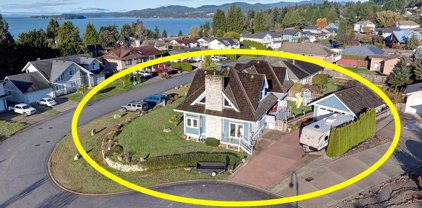 4736 Tamarack Place, Sechelt