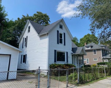831 Cass Avenue SE, Grand Rapids