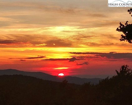 115 Aster Trail, Beech Mountain