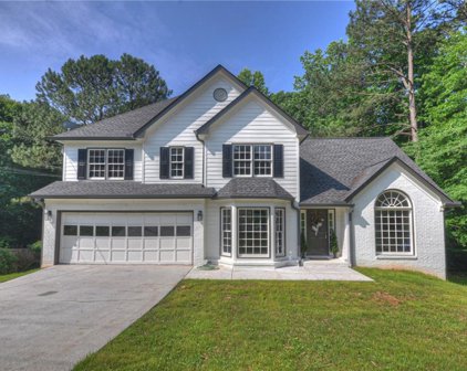 3846 Riverbank Sw Drive, Lilburn