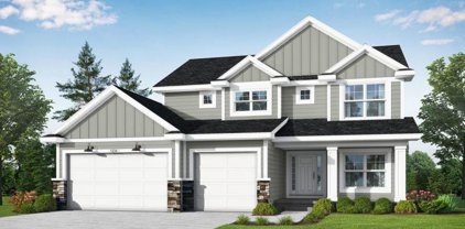 900 Warner Avenue N, Mahtomedi