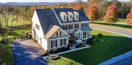 18191 Barrow Knoll Ln, Purcellville