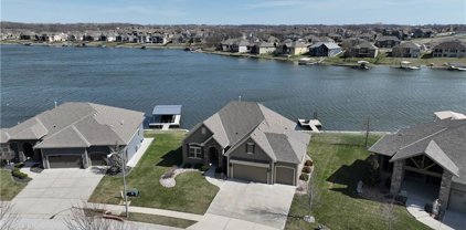 1421 Young Circle, Raymore