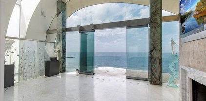 1261 Ocean Front, Laguna Beach