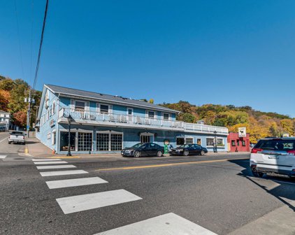 361 Bench Street, Taylors Falls