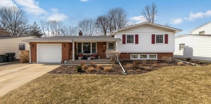 912 N Belmont Avenue, Arlington Heights