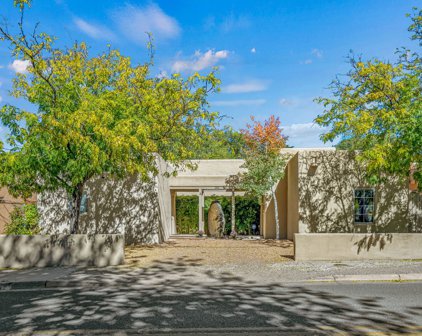 355 E Alameda Street B Unit #B, Santa Fe