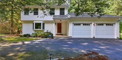 1034 May Street, Naugatuck
