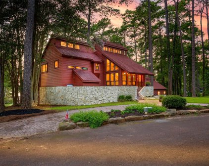 13970 Challenger Drive, Willis