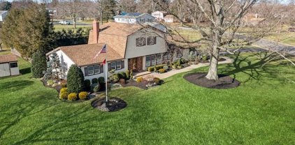 51 Hibernia Way, Freehold