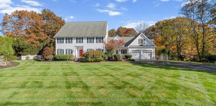 20 Linden Glen Road, Canton