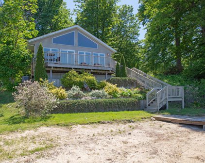44566 Woodman Drive, Paw Paw