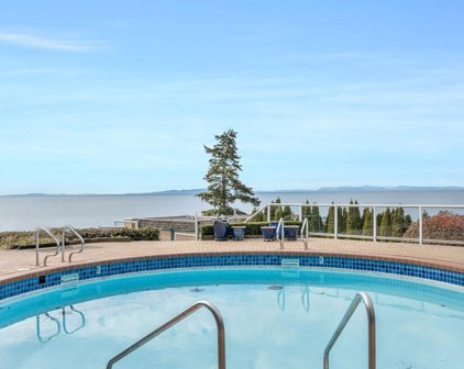 15025 Victoria Avenue Unit 103, White Rock