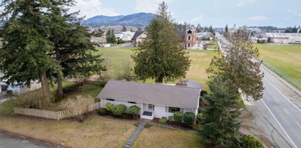 1504 E Highland Avenue, Mount Vernon