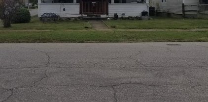 500 Buffington St, Huntington