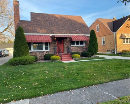 33 Vernon Drive, Cheektowaga