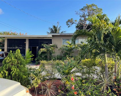 280 Ne 165th St, Miami