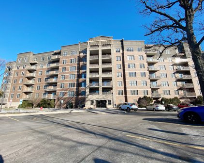 125 Lakeview Drive Unit #310, Bloomingdale
