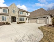 18840 Chapel Hill Dr, Brookfield image