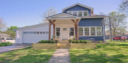 207 E SHERMAN, Holly Vlg
