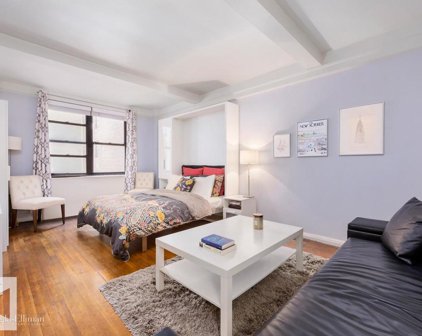 200 W 20th  Street Unit 901, New York