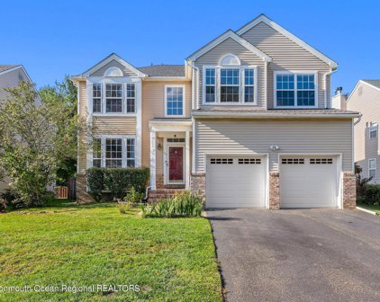 27 Mulberry Lane, Holmdel