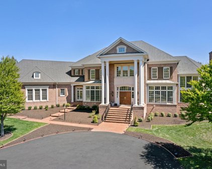 855 Nicholas Run Dr, Great Falls
