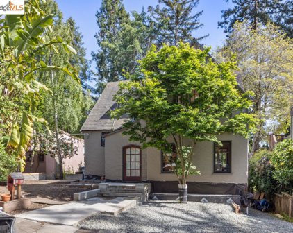 2244 Summer St, Berkeley