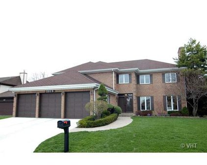 2215 E Amhurst Court, Arlington Heights